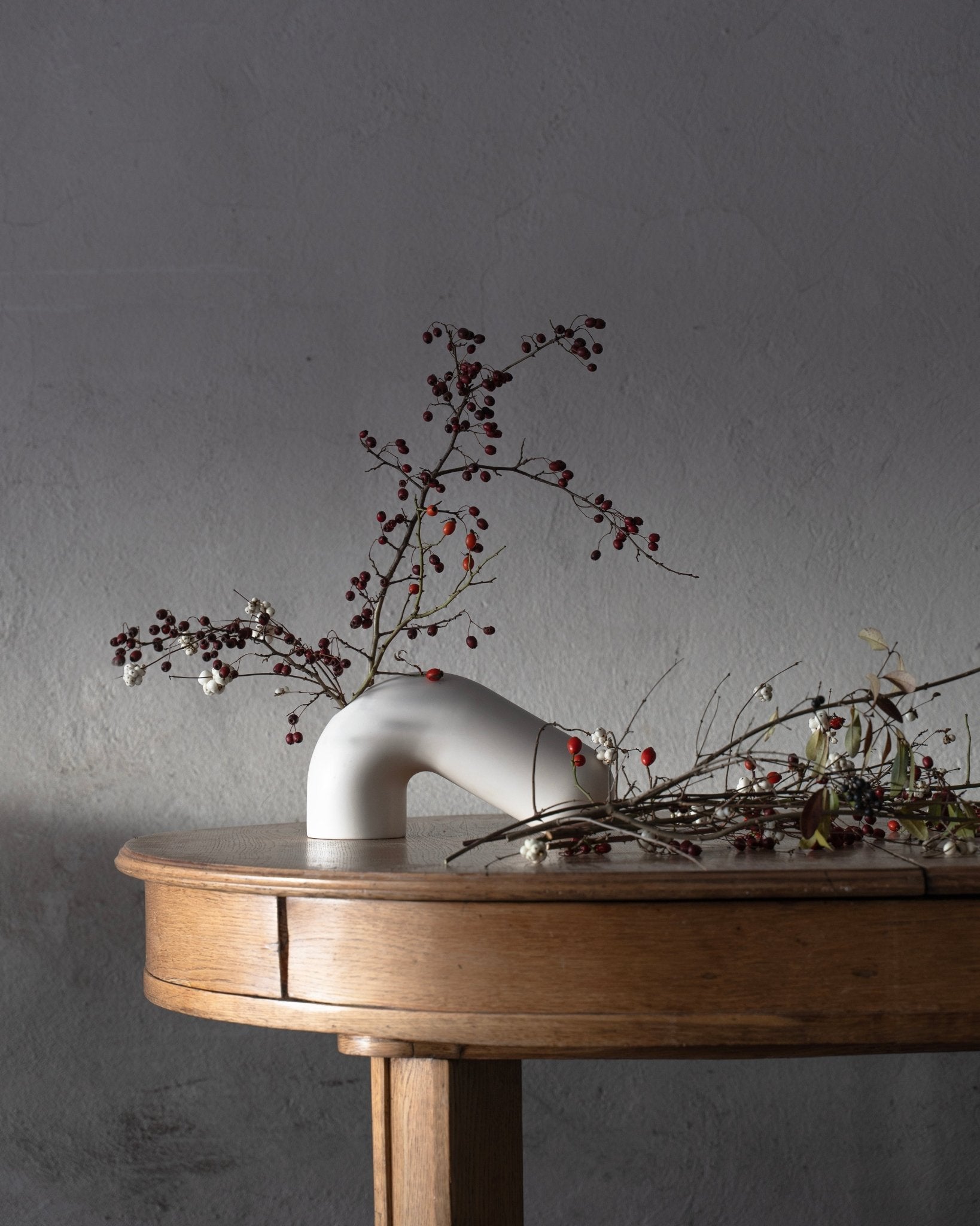 Dual Flow – Designervase aus Porzellan