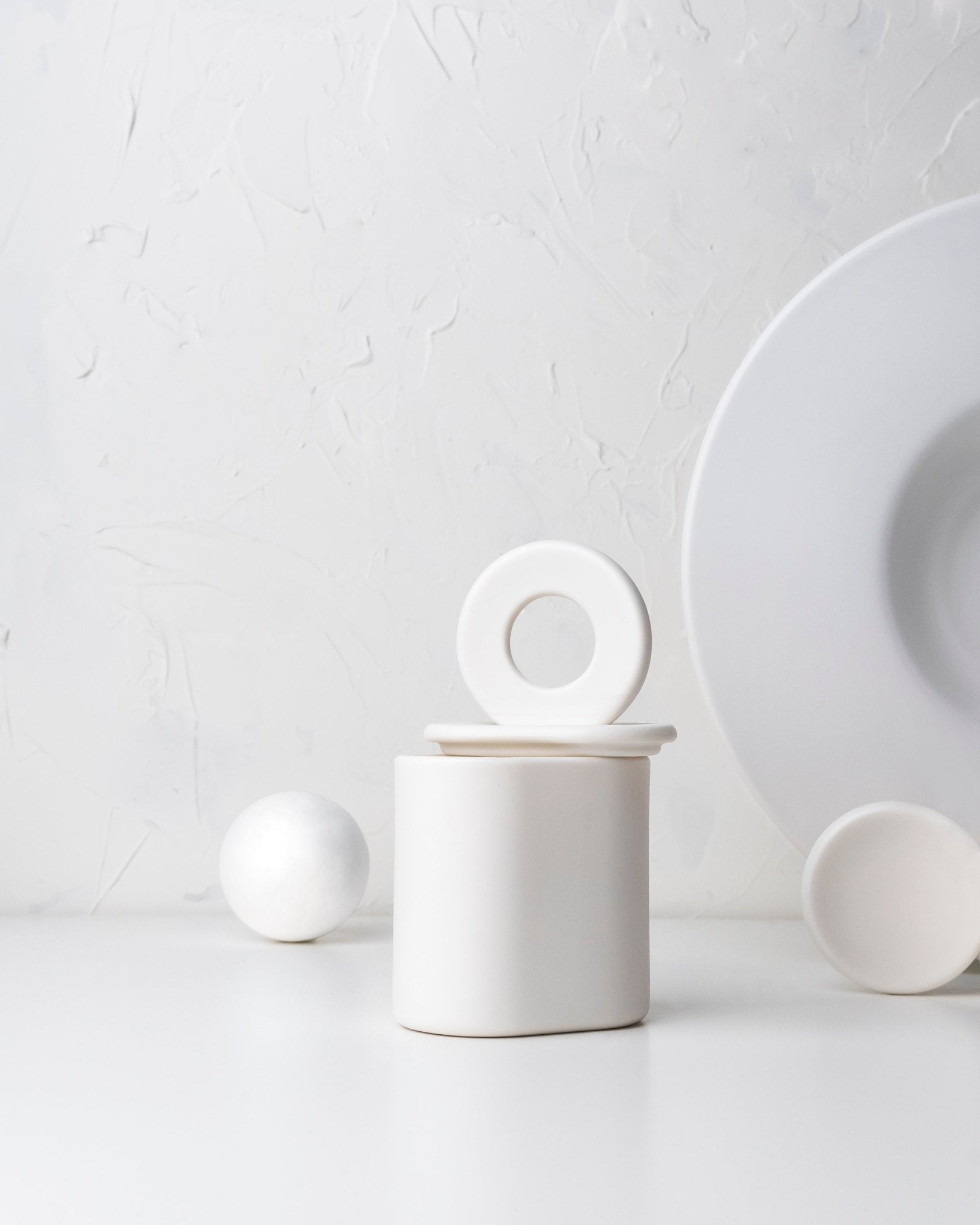 Eclipse - pojemnik z porcelany Parian - Kyuka Design