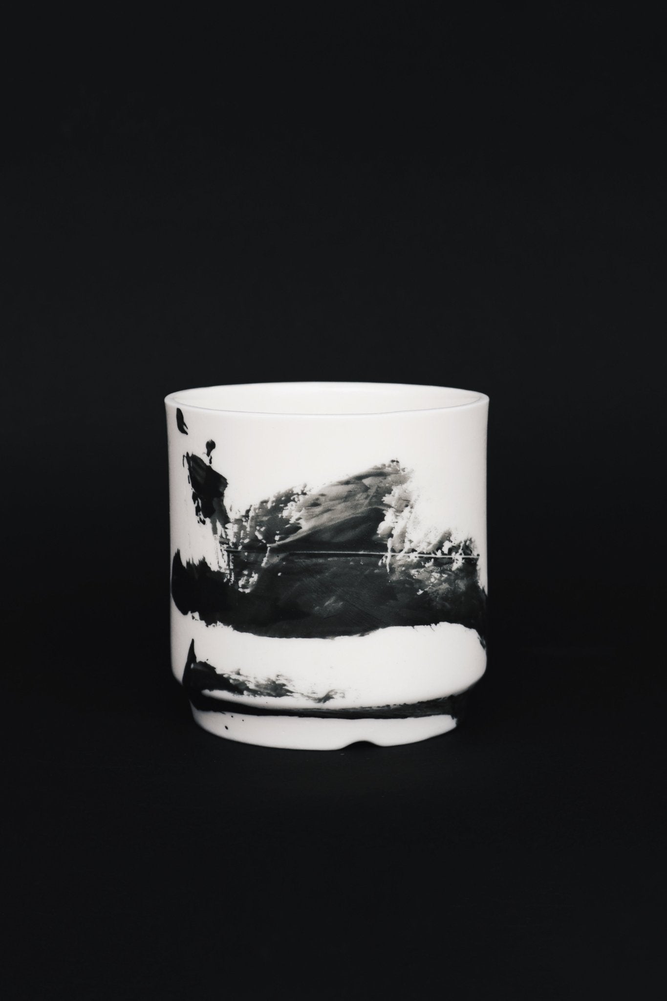 Zen Abstrakcja – zestaw świeca i akcesoria Kyuka | Ręcznie malowana porcelana Parian - Kyuka Design