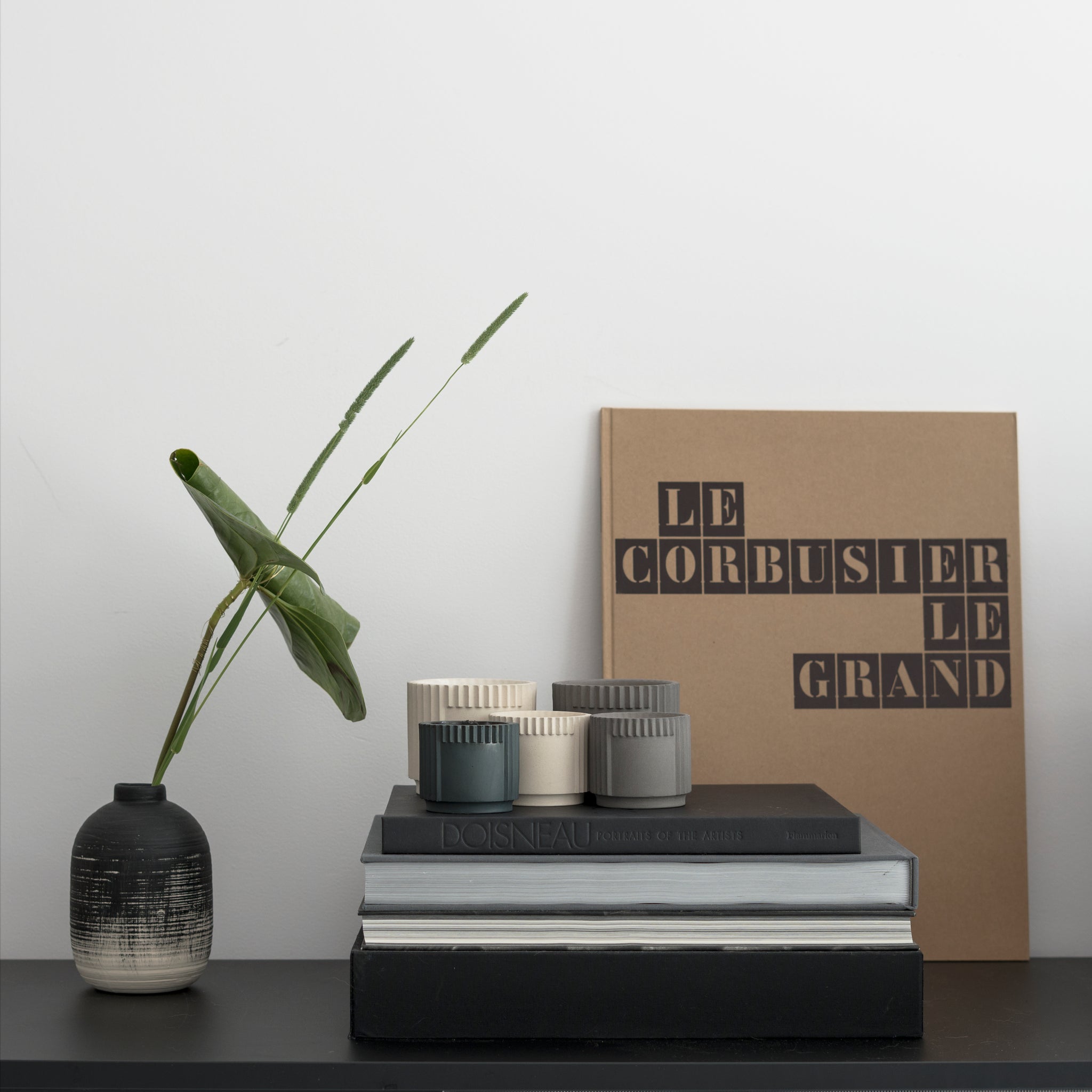 Monumental Raw Earth - ceramic candle