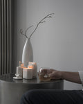 Akebia - pojemnik z białej porcelany Parian - Kyuka Design
