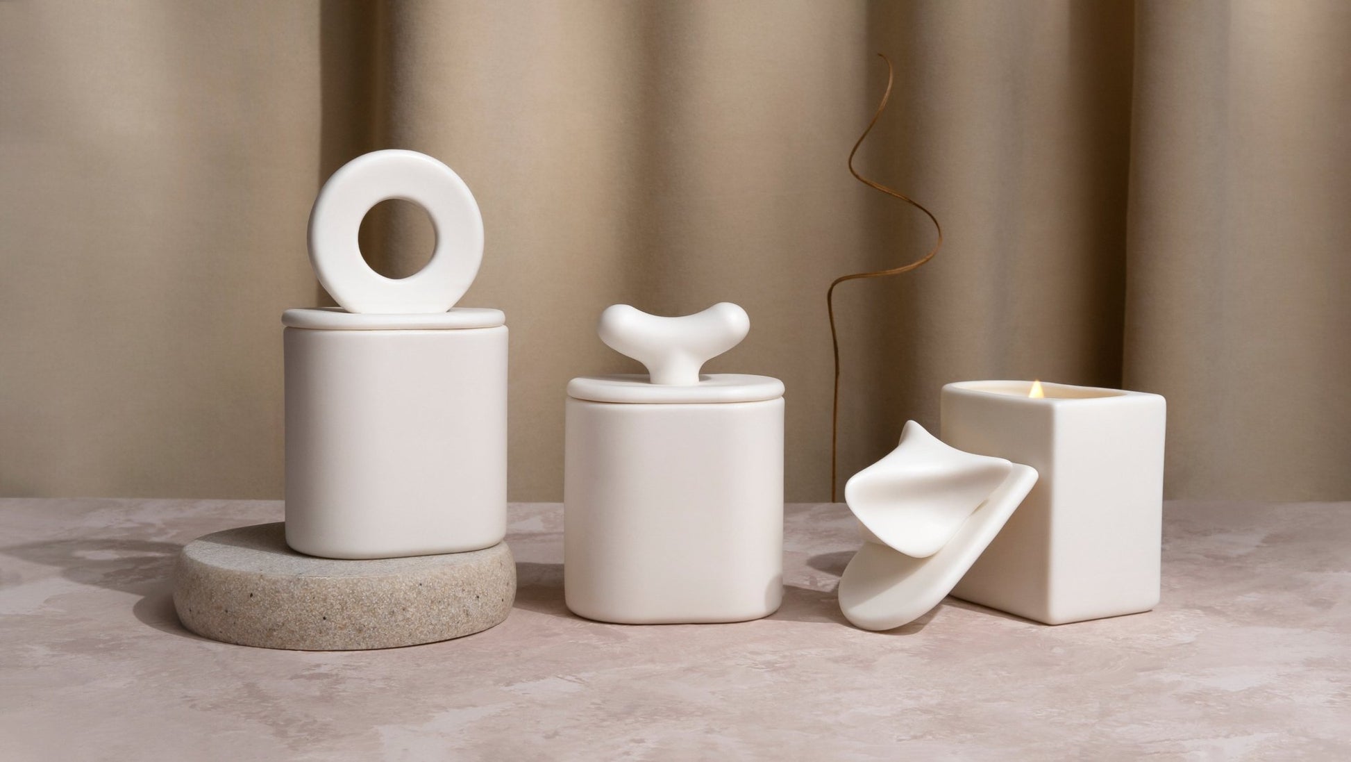 Eclipse - pojemnik z porcelany Parian - Kyuka Design