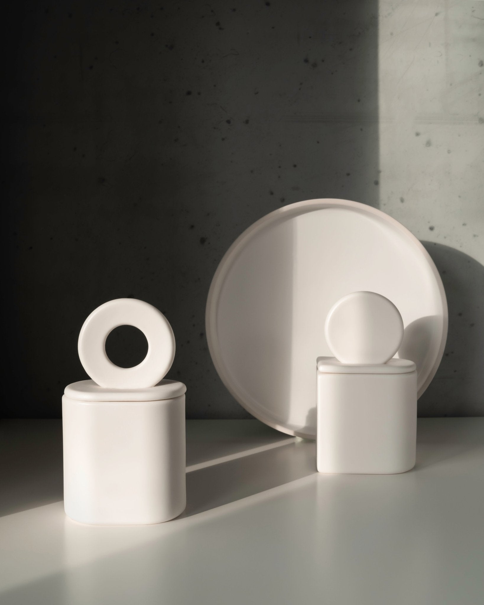 Eclipse - pojemnik z porcelany Parian - Kyuka Design