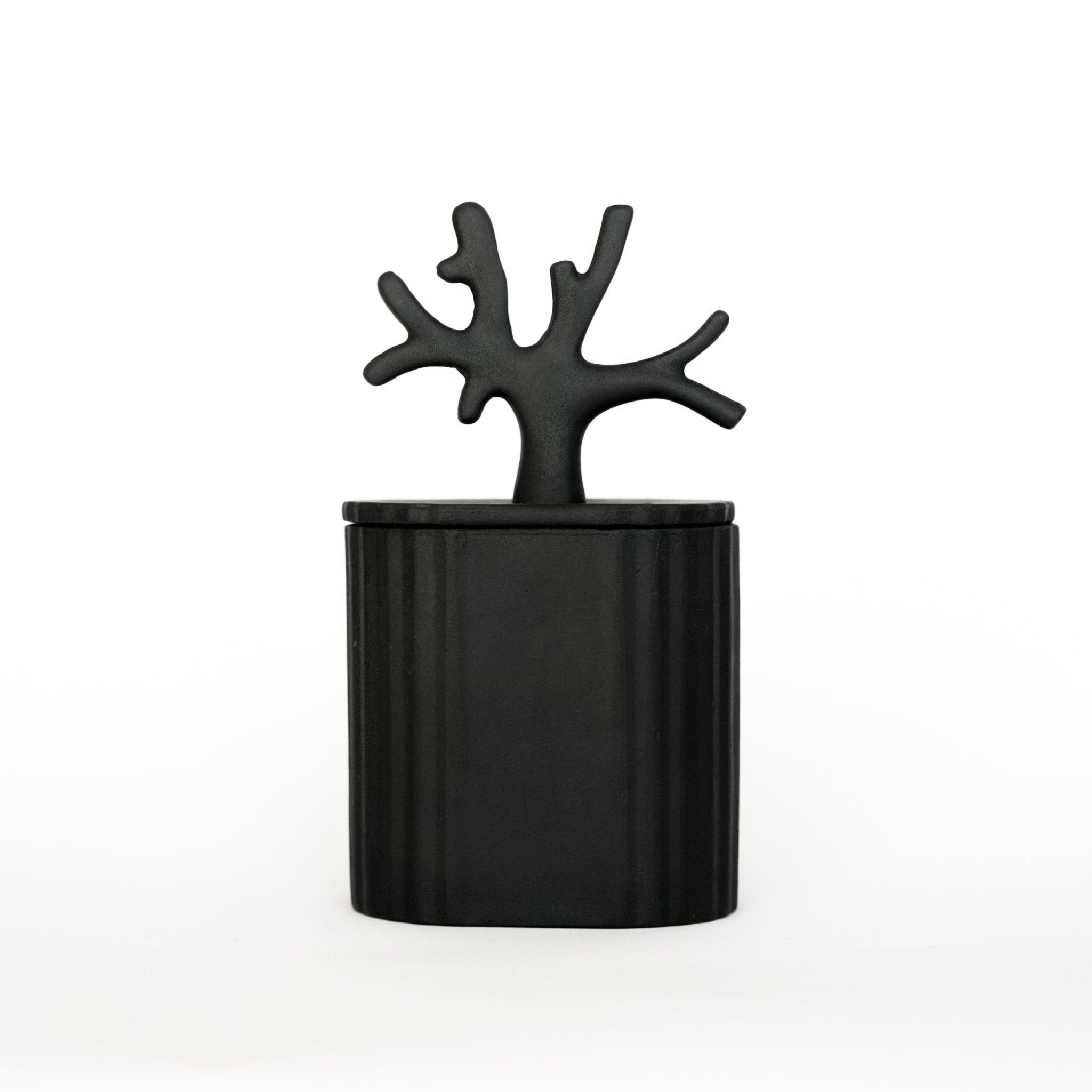Ki Black - świeca z czarnej gliny - Kyuka Design