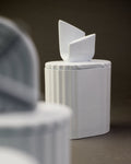 Uneven - świeca z porcelany Parian - Kyuka Design
